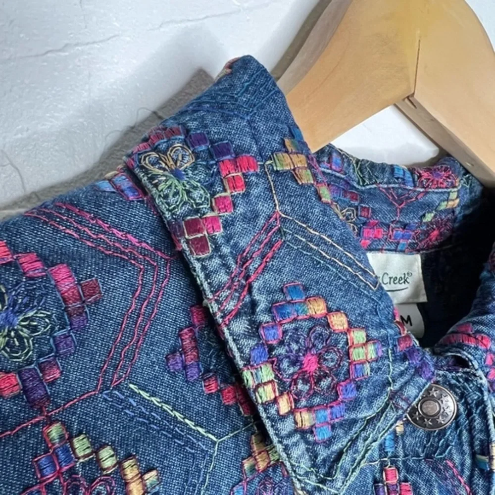 Shacket Denim Shirt LightweightJacket | Medium Southwest Embroidered EUC